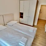 Luksusowy E209 Z Tarasem, Basenem, Sauna, Jacuzzi, Przy Samej Plazy - 5d Apartmán *